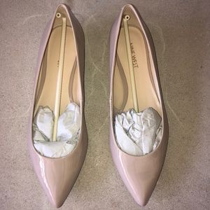 WOMEN'S NINE WEST BLUSH LOW HEEL/FLATS SIZE US 9.5